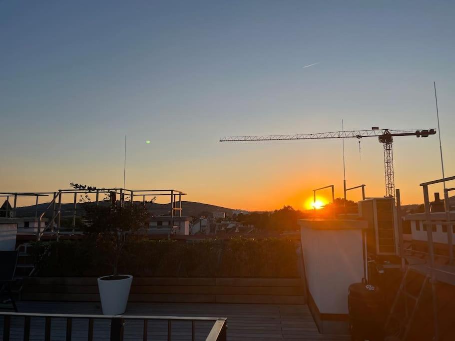 Grosszuegiges Dachterrassen-Appartment Mit Klimaanlage Und Wunderbarem Ausblick Wien Exterior foto
