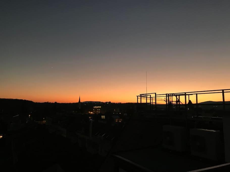 Grosszuegiges Dachterrassen-Appartment Mit Klimaanlage Und Wunderbarem Ausblick Wien Exterior foto